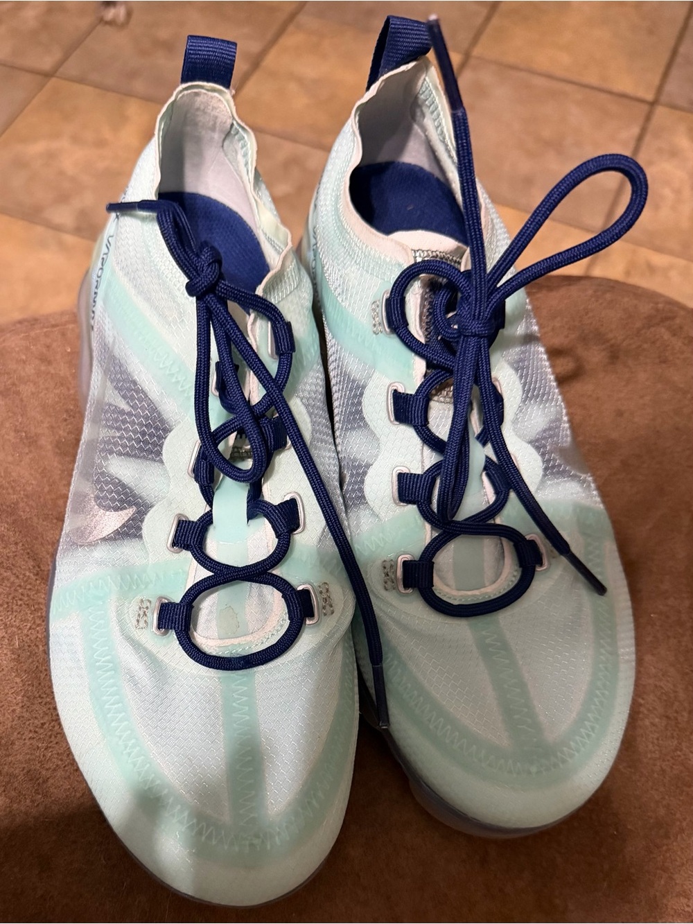 Nike Vapor Max Light Aqua and Navy Running Sneakers